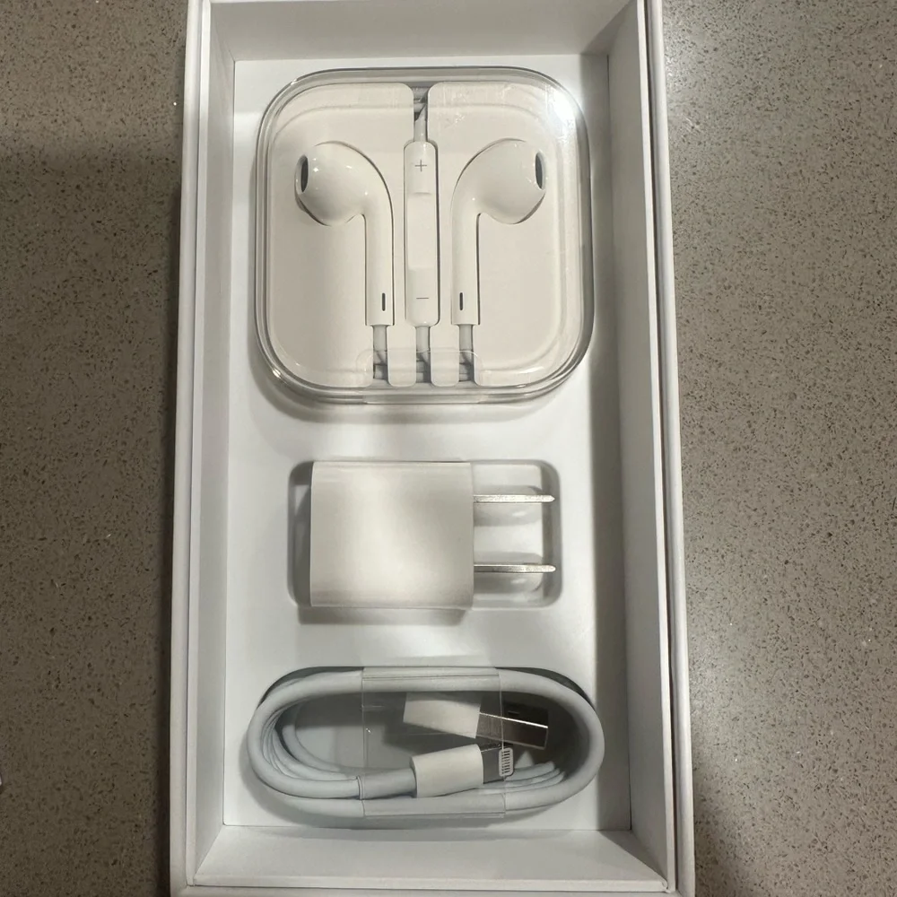 Apple iPhone - Sleek White Box
